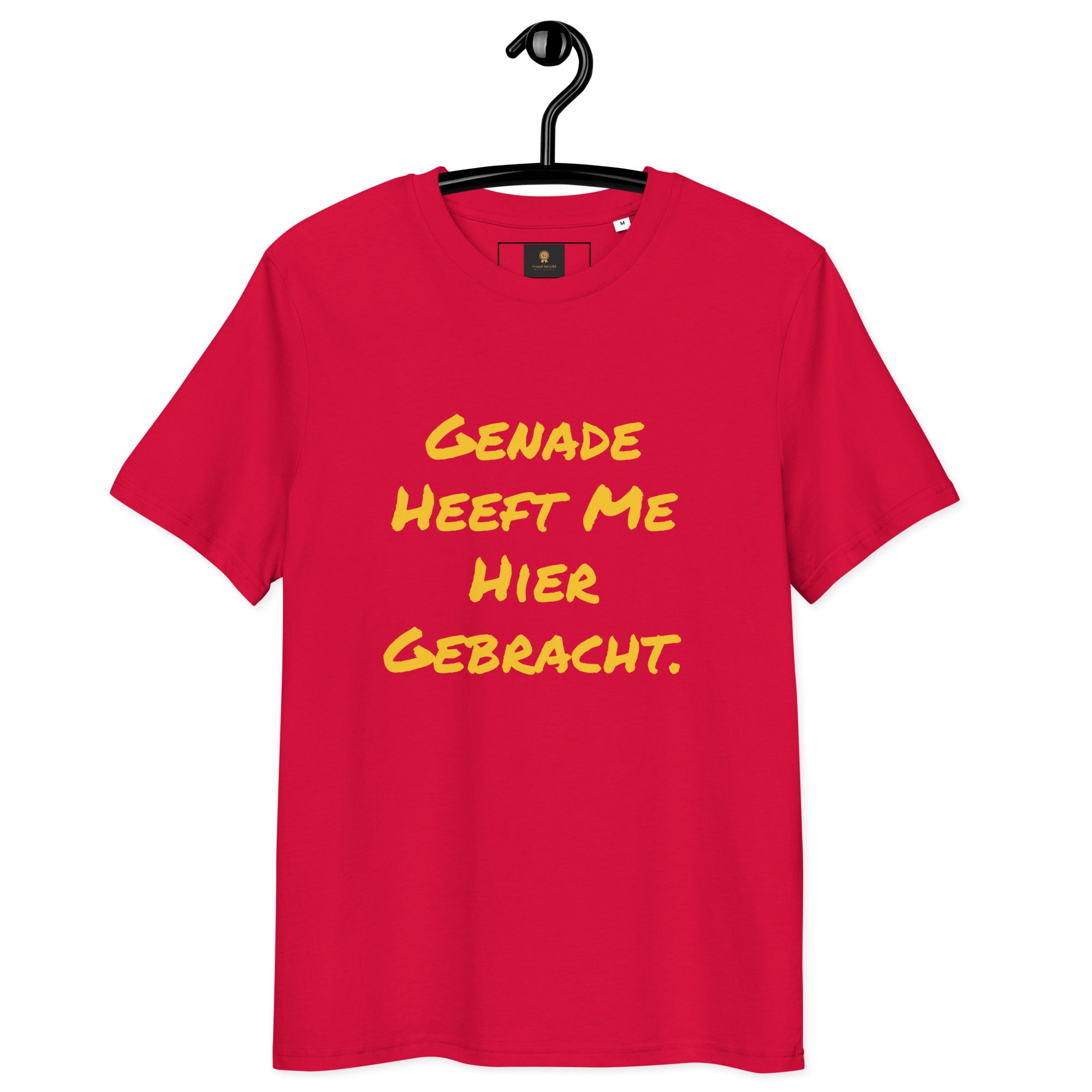 Genade T-Shirt in black featuring bold yellow text saying 'Genade Heeft Me Hier Gebracht.'