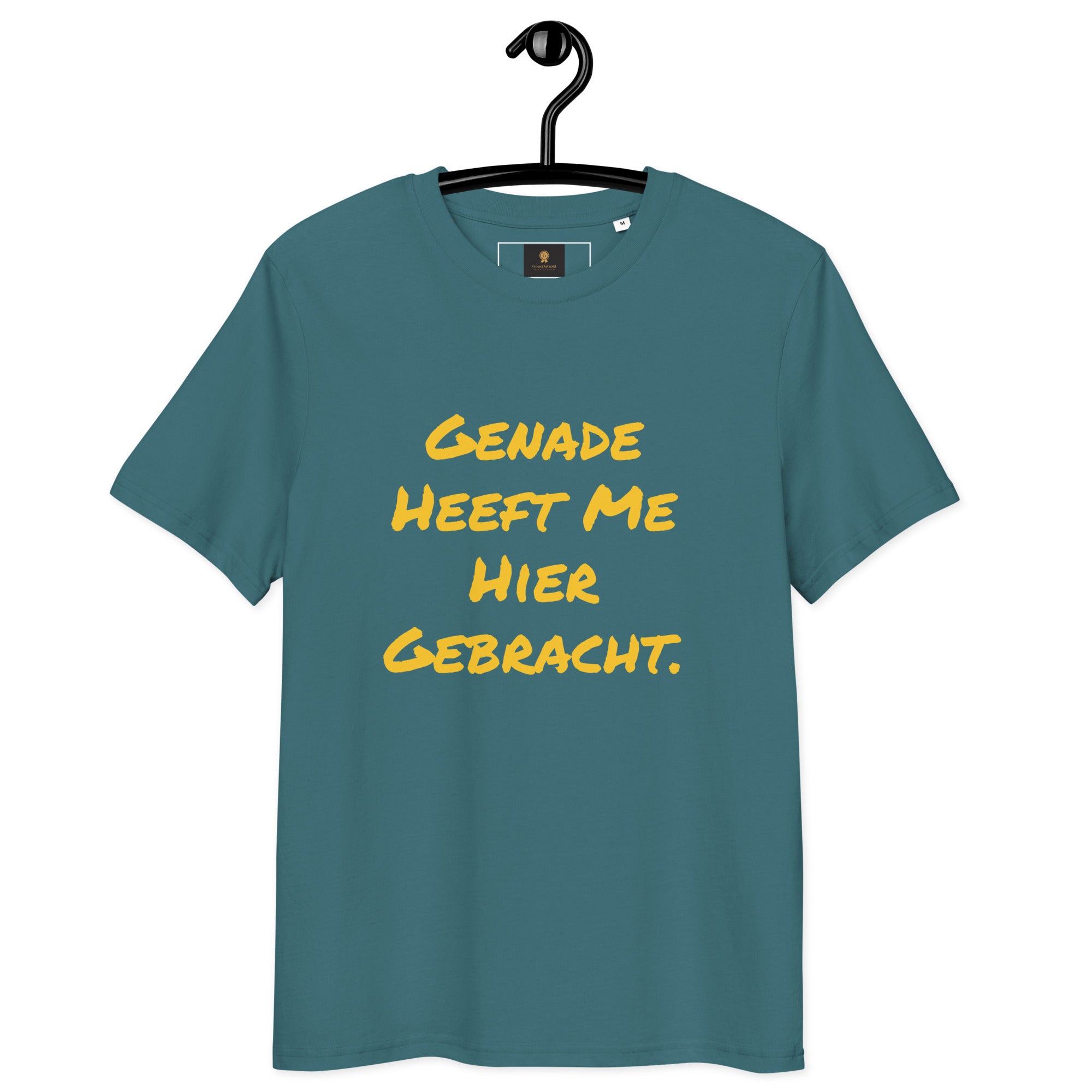Genade T-Shirt in black featuring bold yellow text saying 'Genade Heeft Me Hier Gebracht.'